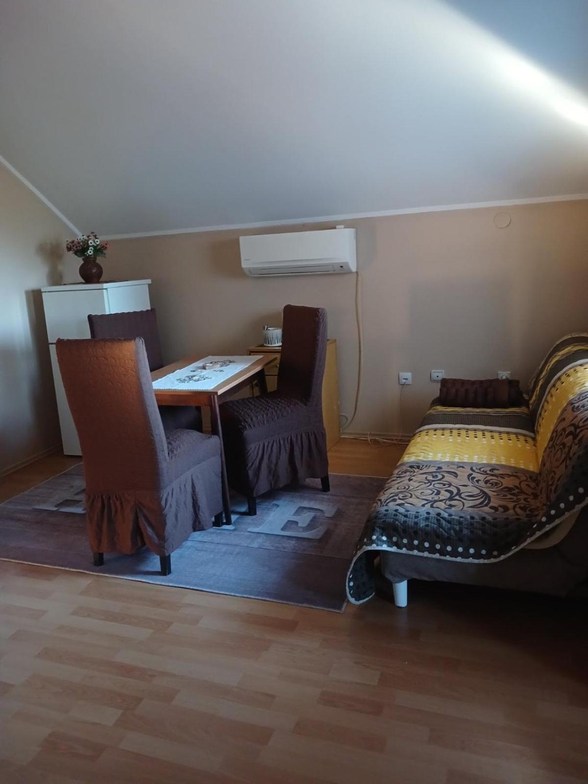Mega Apartment Subotica Eksteriør billede